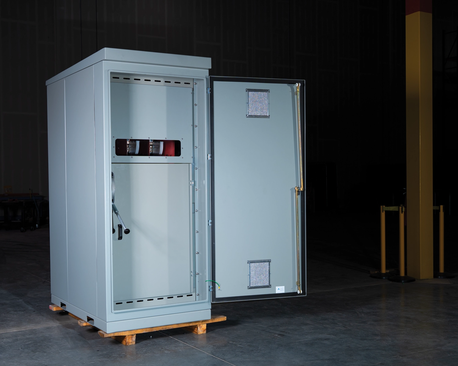 Volt-Lok Medium Voltage Load Break Switch
